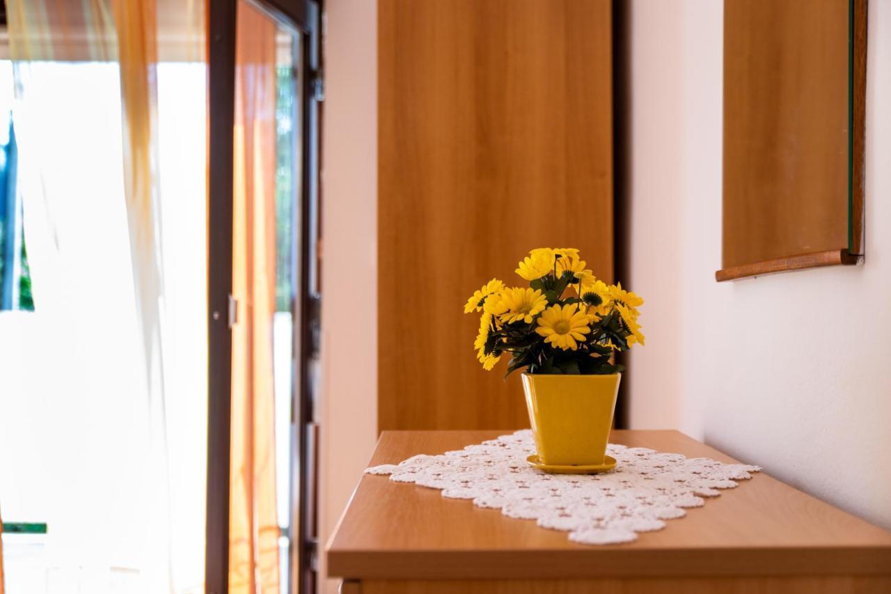 Apartmani Centar Palit Dış mekan fotoğraf