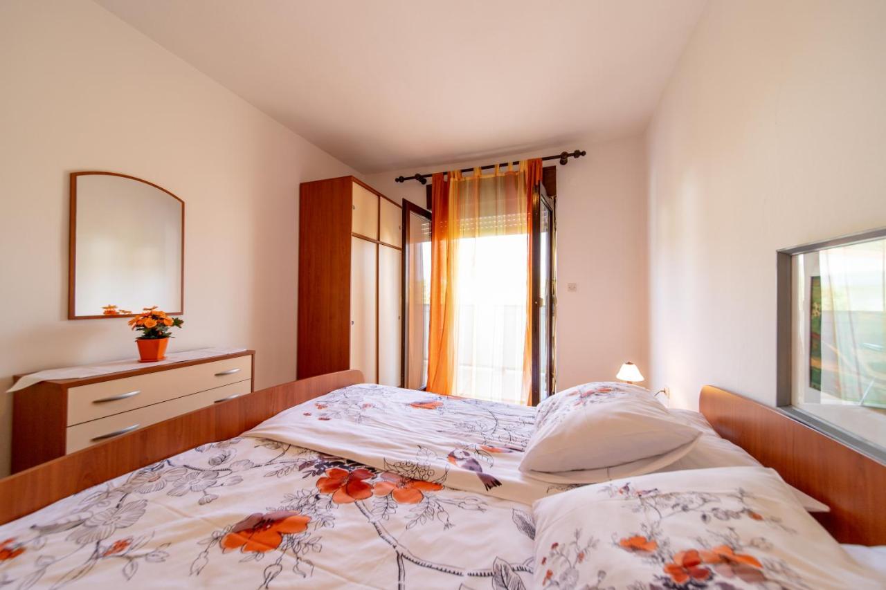 Apartmani Centar Palit Dış mekan fotoğraf