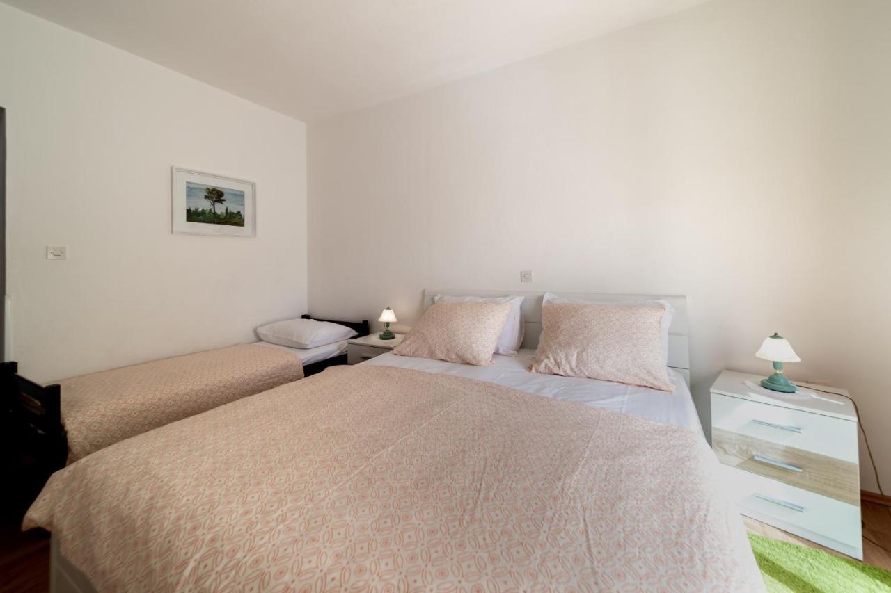 Apartmani Centar Palit Dış mekan fotoğraf