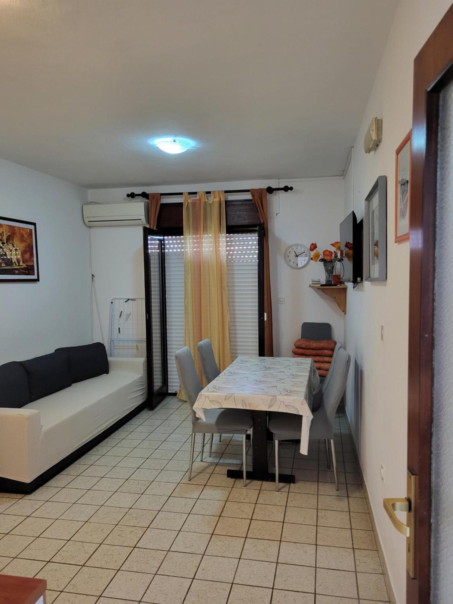 Apartmani Centar Palit Dış mekan fotoğraf